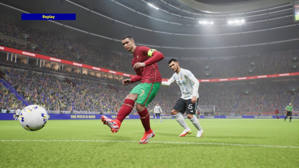 Cristiano takes a shot in eFootball 2022